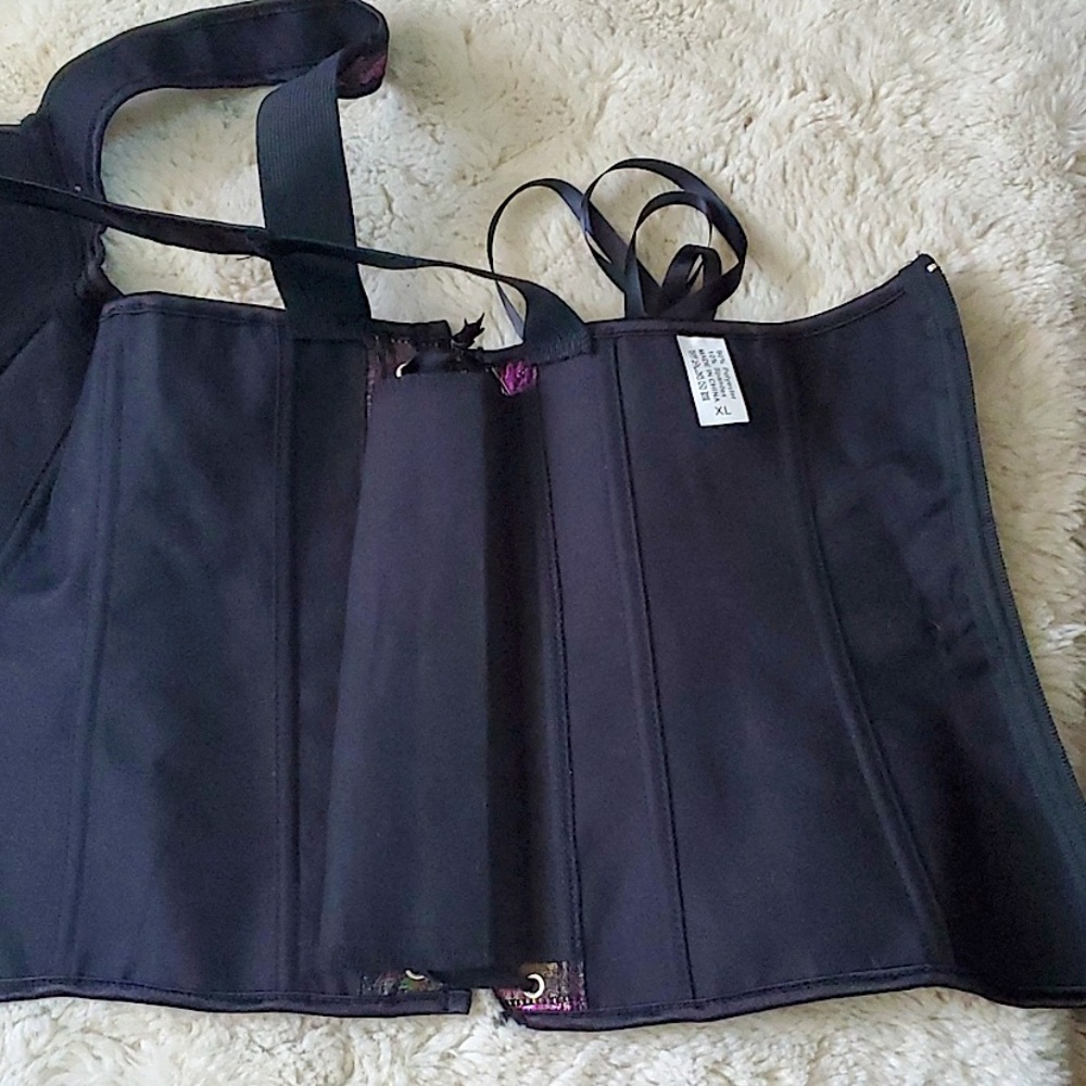 Multi Colored Side Zip Corset Top with Tie Back - Picture 6 of 7